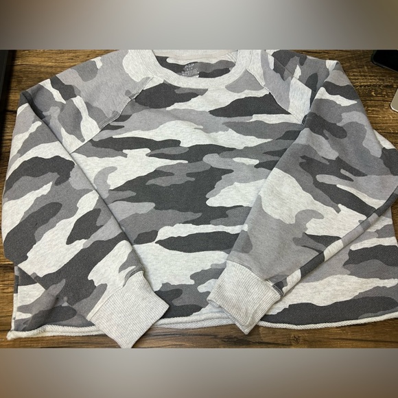Aerie Cropped Camo Sweatshirt - Picture 1 of 2